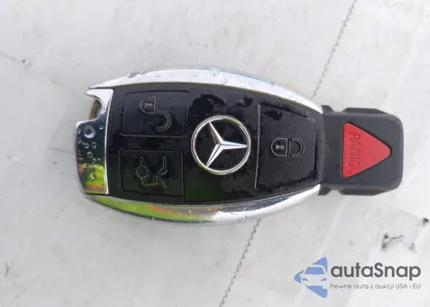 2015 Mercedes-Benz C 300 Sport из США, поврежденный, VIN 55SWF4JB5FU077424